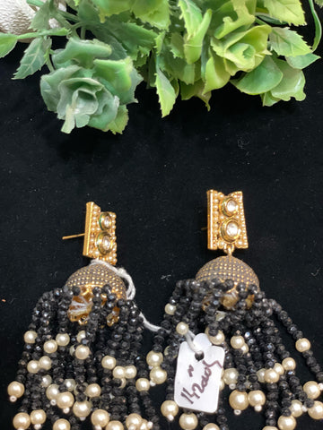 Urmahaven Earrings