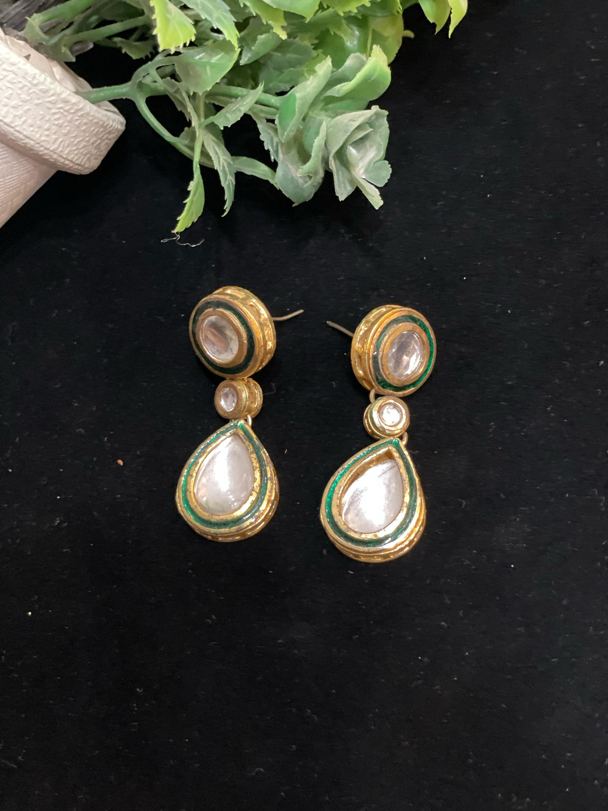 Urmahaven Earrings