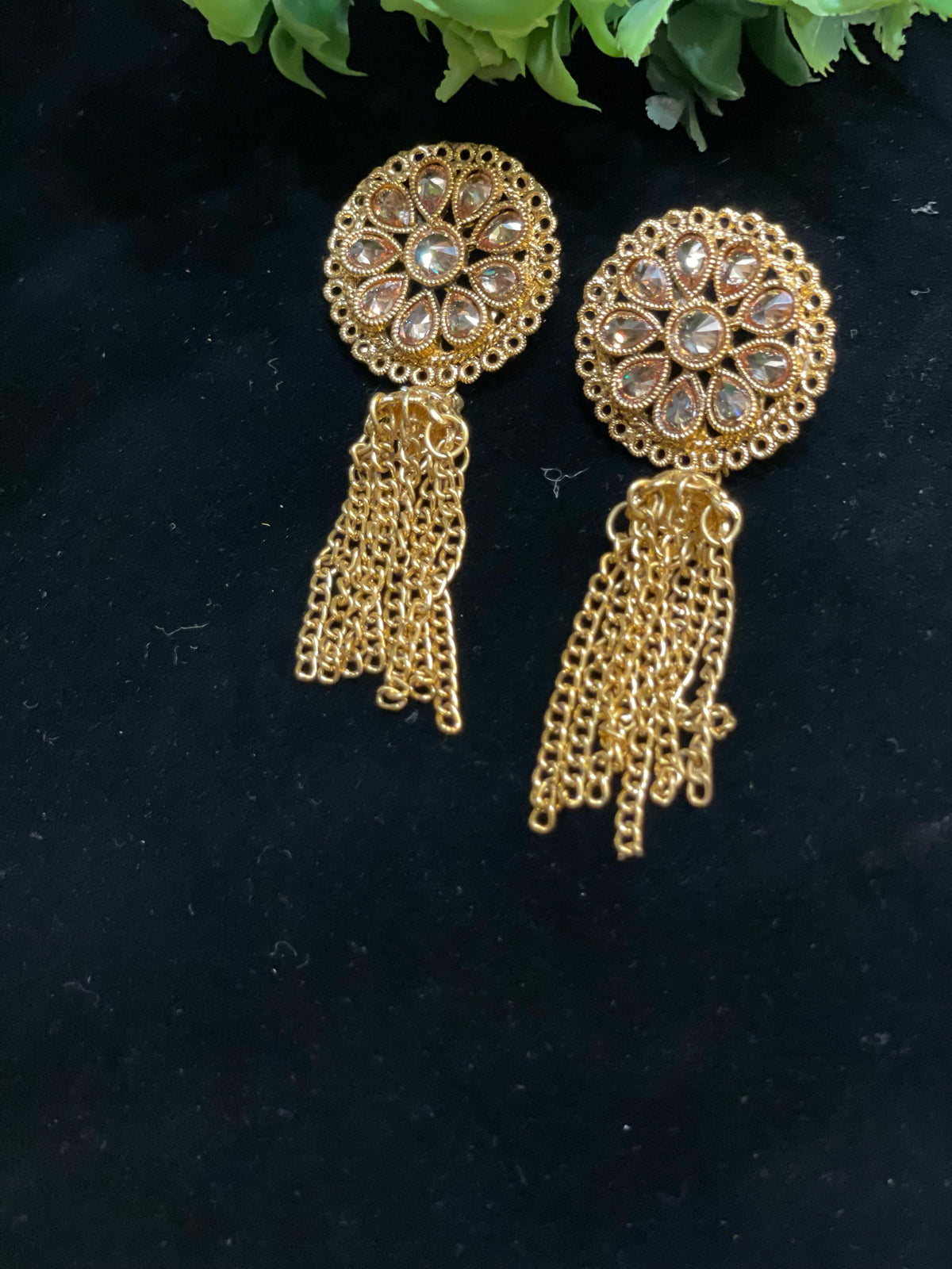 Urmahaven Earrings