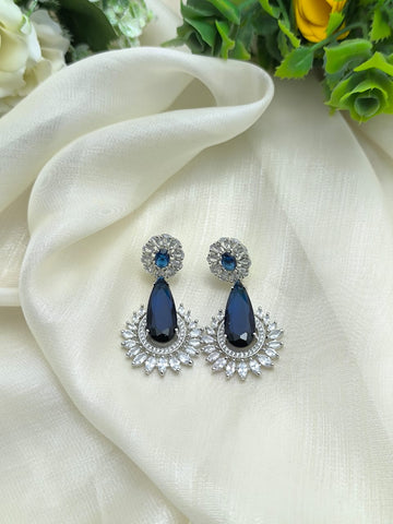 Urmahaven Earrings